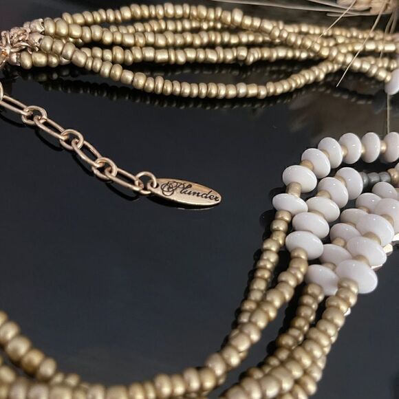 Plunder beaded necklace - Picture 3 of 5